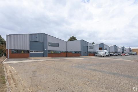 Warehouse to rent, Barn Way Northampton NN5 7UW