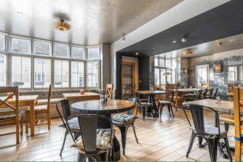 Pub to rent, 1 Park Rd Bedford MK43 7QD