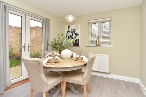 3 bedroom semi-detached house for sale, The Dendy, Sittingbourne ME9