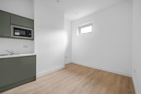 undefined, Coombe Lane, London SW20
