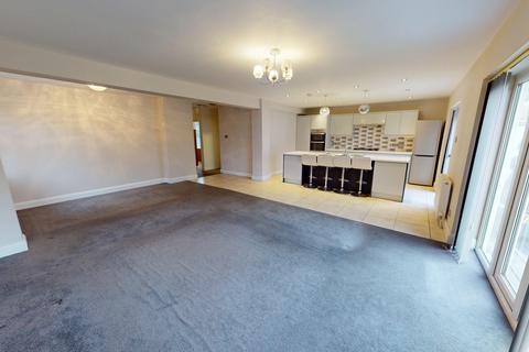 3 bedroom bungalow to rent, Benfield Way, Hove, BN41