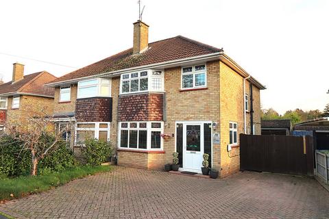 undefined, Blunden Road, Farnborough GU14