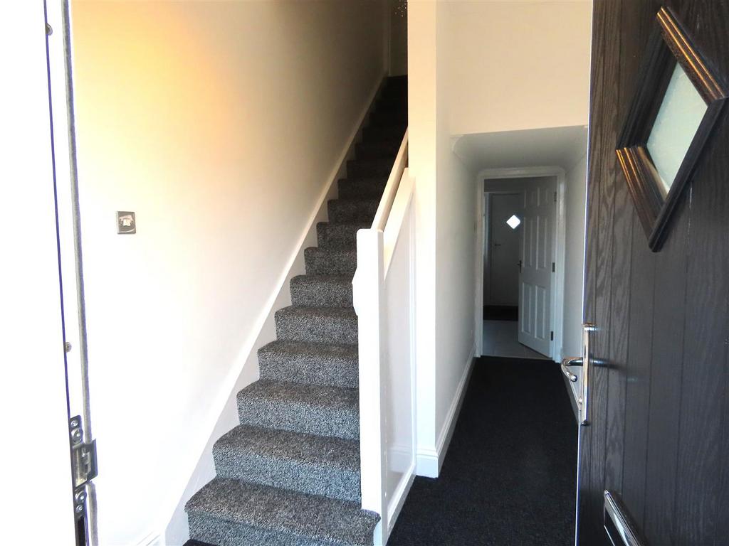 Hallway/stairs