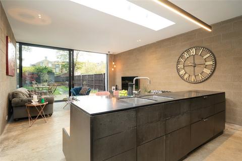 undefined, Gap Road, Wimbledon, London, SW19