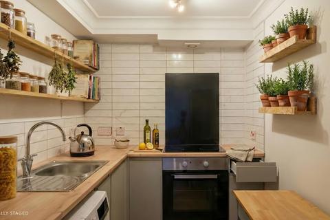 1 bedroom flat for sale, Camden Terrace, Cliftonwood