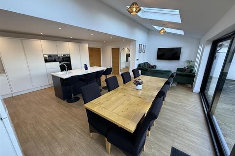 undefined, Mill Hill Road, Irby, Wirral