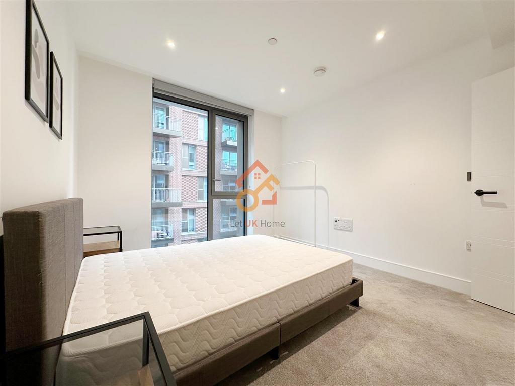 ???? 2025-10-17 160958 895.jpg