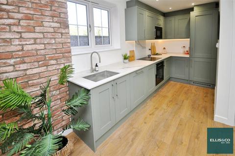 1 bedroom apartment for sale, Birkbeck Road, North Finchley, London, N12