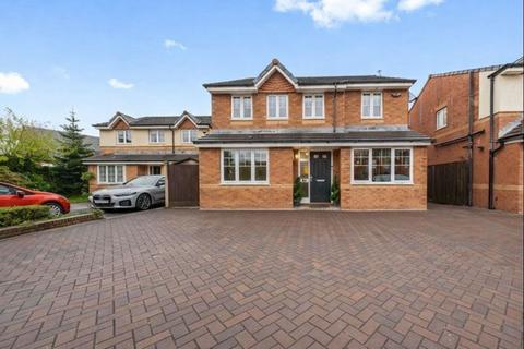4 bedroom detached house for sale, Makerfield Drive, Newton-Le-Willows, WA12