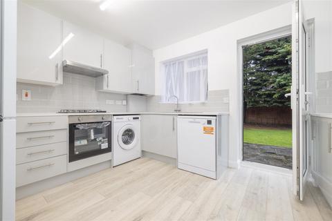 4 bedroom semi-detached house to rent, Kirby Close, Northwood HA6