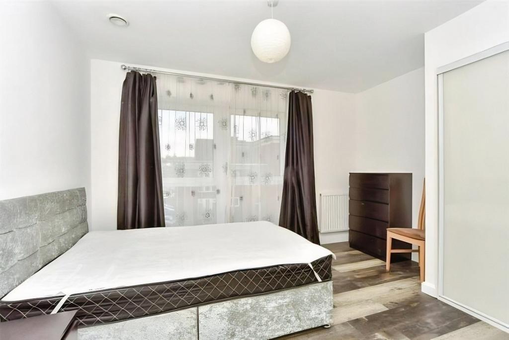 Regent bed 1