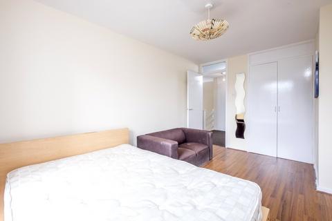 undefined, Reedham Close, Tottenham Hale, London, N17