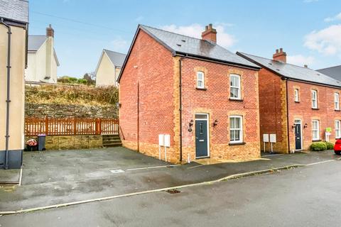 3 bedroom detached house for sale, Rowan Way, Pontypool NP4