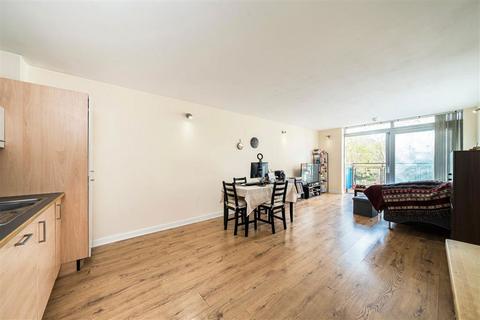 2 bedroom flat to rent, John Harrison Way, London SE10