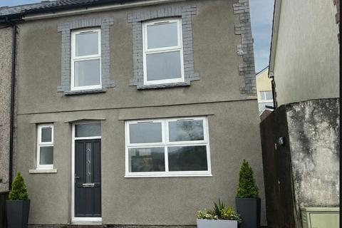 3 bedroom end of terrace house for sale, Glenavon Terrace, Gilfach Goch, Rhondda Cynon Taff, CF39