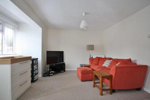undefined, Chestnut Walk, West Byfleet KT14