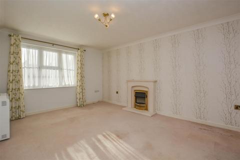 1 bedroom retirement property for sale, Eastfield Road, Brentwood