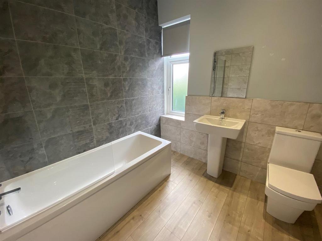 BATHROOM.png