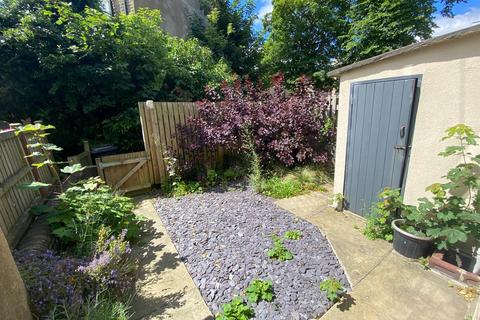 2 bedroom terraced house for sale, Thornhill Ave, Lindley, Huddersfield