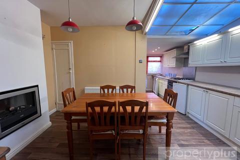 undefined, Howard Street, Treorchy, Rhondda Cynon Taff, CF42