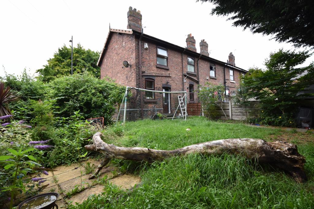 2 bed end terrace to rent