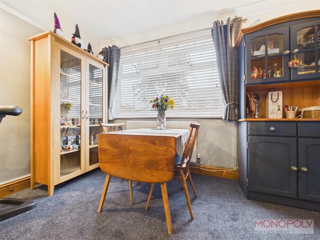 CAM01943 G0-PR0565-STILL005.jpg