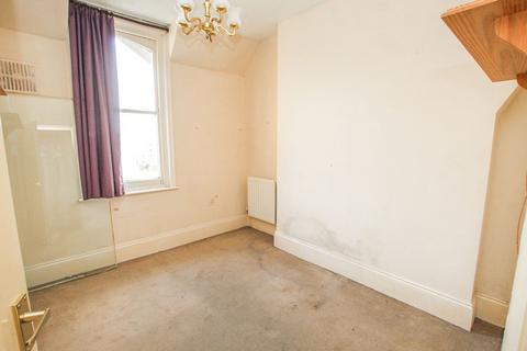 2 bedroom flat for sale, Flat ,  Castle Hill Avenue, Folkestone