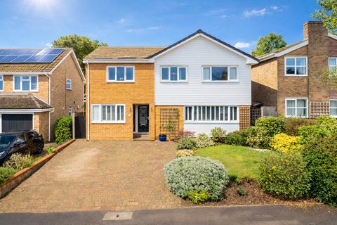 Greenways, Bow Brickhill, Milton Keynes, MK17
