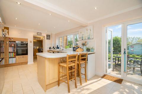 4 bedroom detached house for sale, Greenways, Bow Brickhill, Milton Keynes, MK17