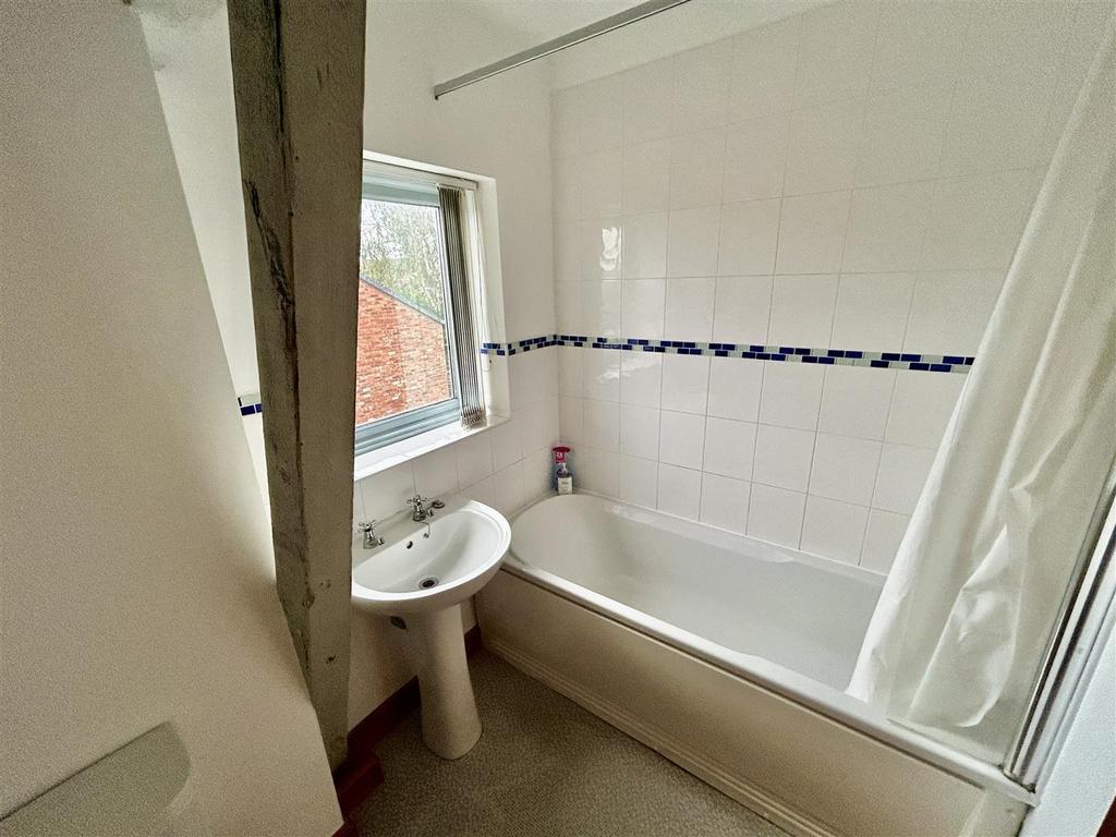 Bath.JPG