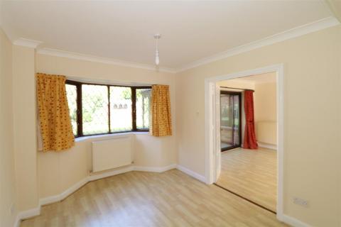 undefined, Mayfield Drive, Kenilworth