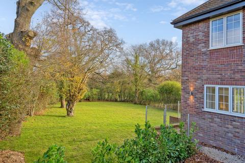5 bedroom detached house for sale, Burnham Avenue, Beaconsfield HP9