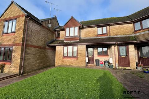 2 bedroom flat for sale, Oakfield Drive, Kilgetty, Pembrokeshire. SA68 0UQ