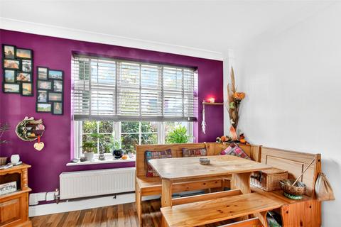 undefined, Clive Green, Bracknell, Berkshire, RG12