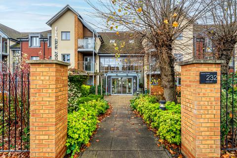 1 bedroom retirement property for sale, Eleanor House, St. Albans AL1