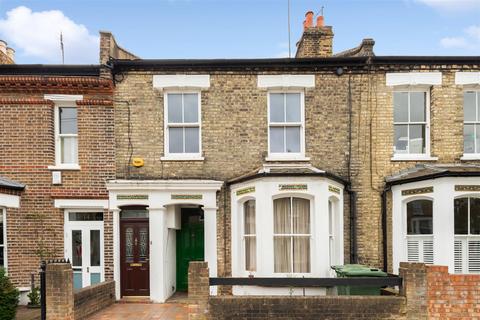 3 bedroom flat to rent, Sterne Street, London