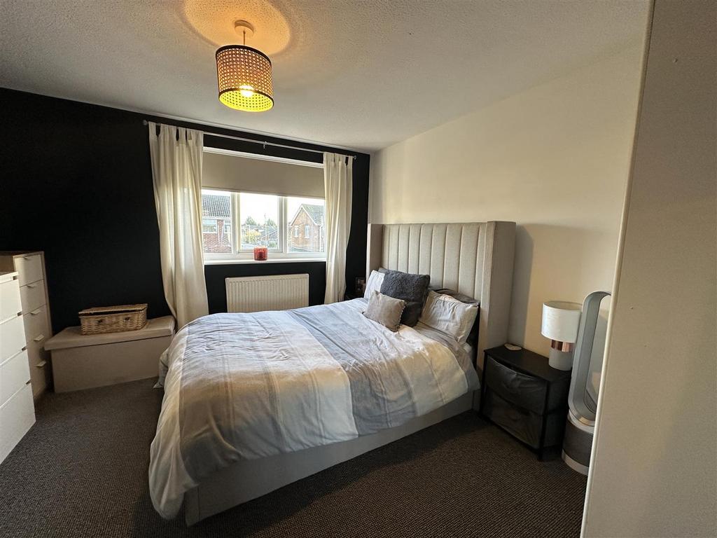 Bedroom1.jpg