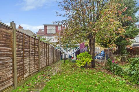undefined, Hounslow Road, Hanworth, Feltham, Middlesex, TW13