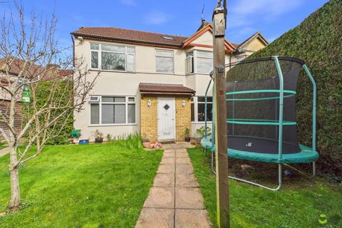 Woodbrook Road, London, SE2