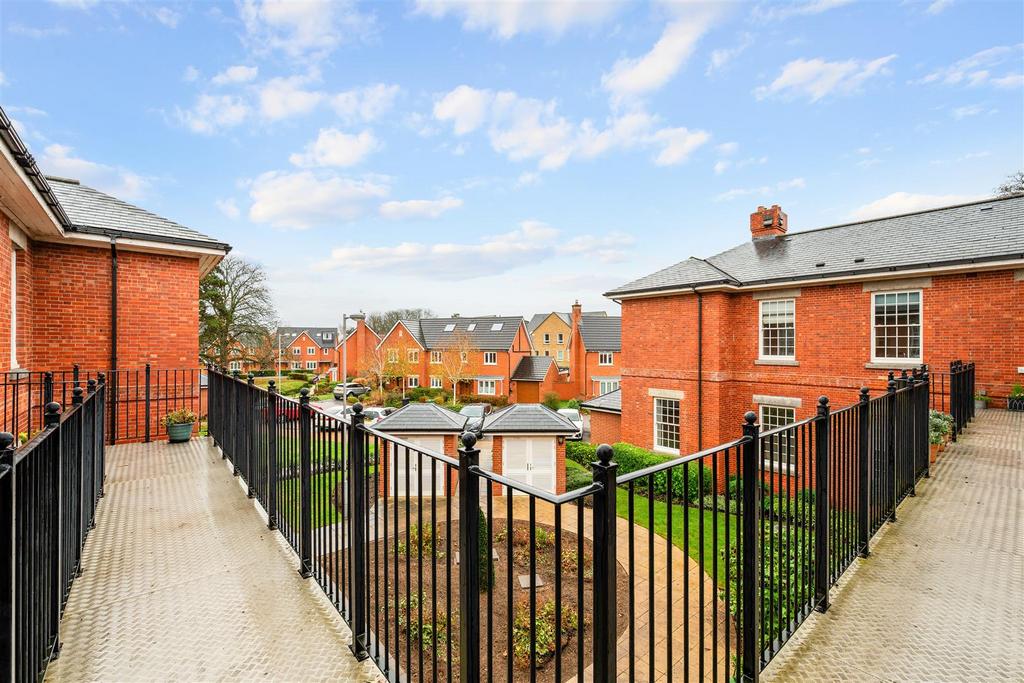 PARKLANDS COURT (27).jpg