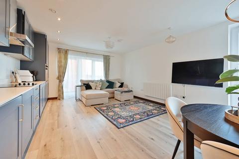 2 bedroom flat for sale, Repton House, Watford, WD18