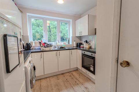 undefined, Lenton Manor, Nottingham