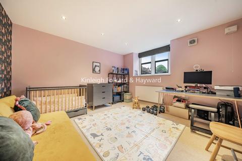 undefined, Mundania Road, London, SE22