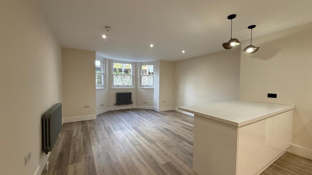 Open Plan Kitchen and Lounge