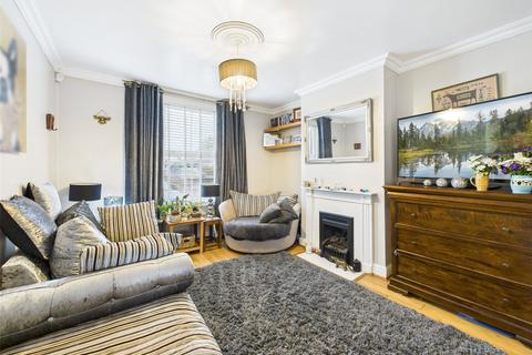2 bedroom end of terrace house for sale, Brentwood Road, Romford RM2