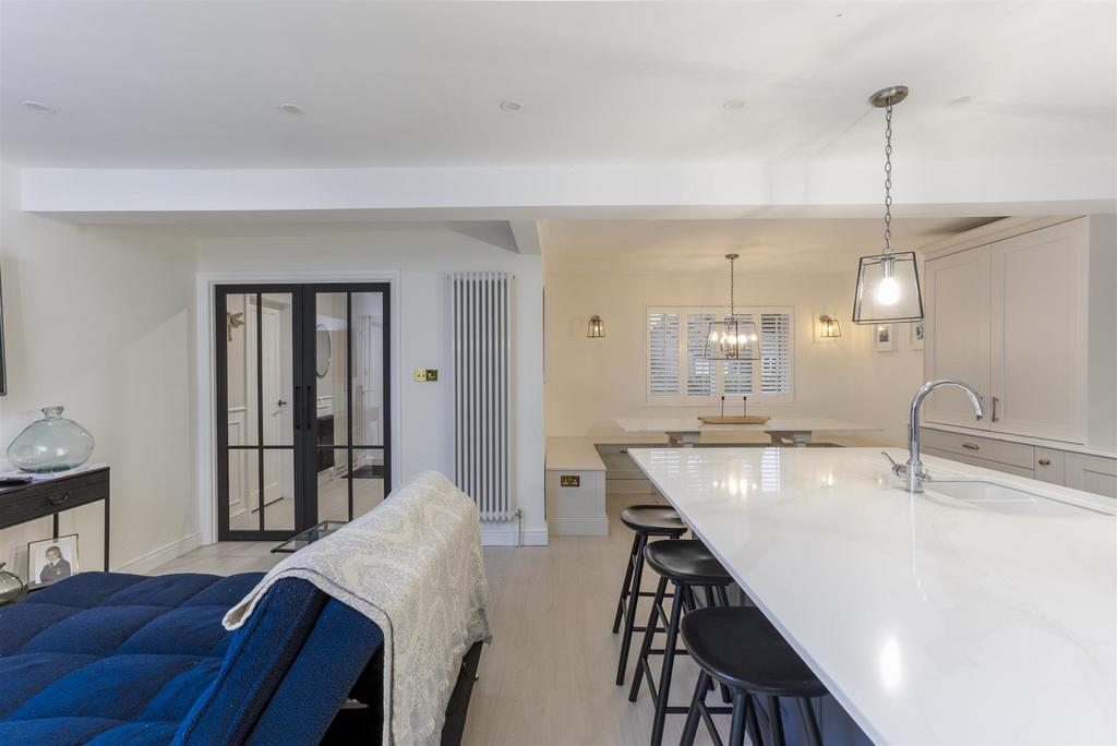 2 Ashbourne Place  17.jpg