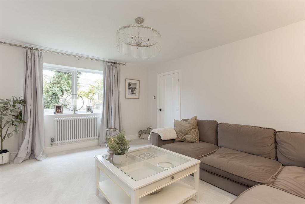 2 Ashbourne Place  3.jpg