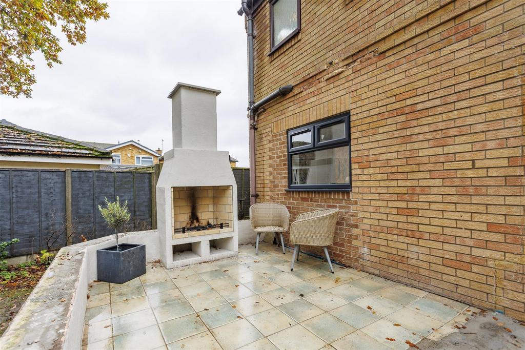 2 Ashbourne Place  21.jpg
