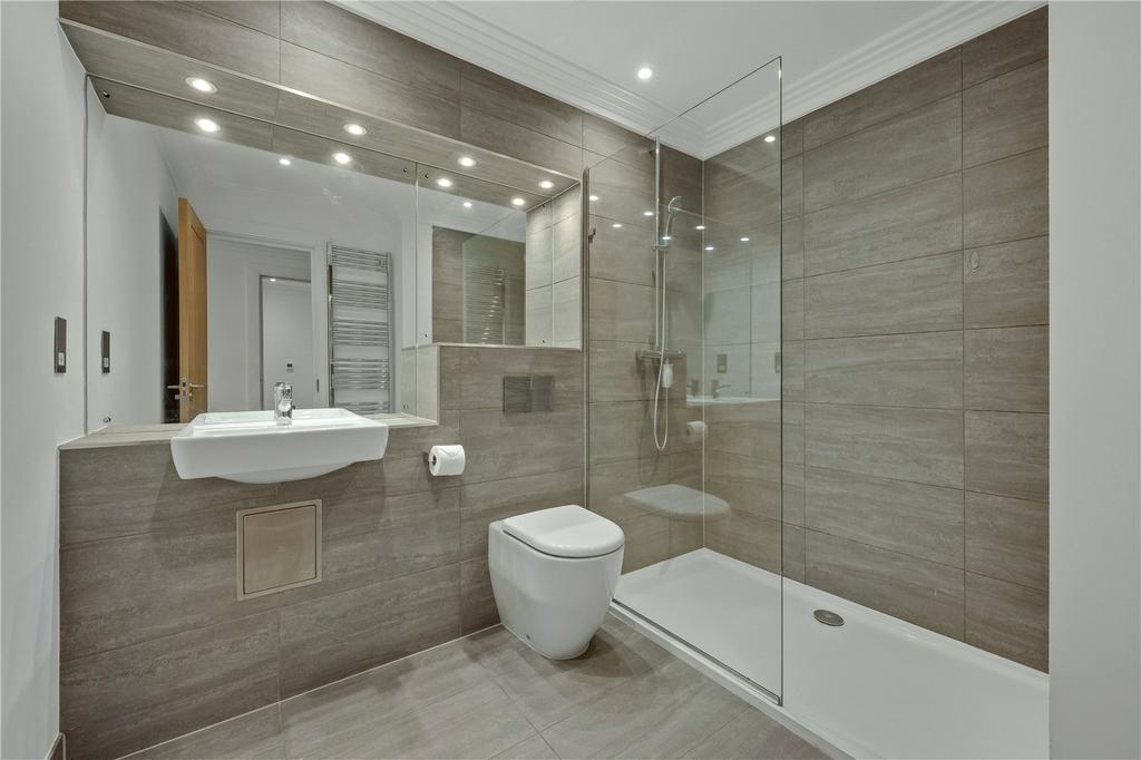 Bedroom Two En-Suite
