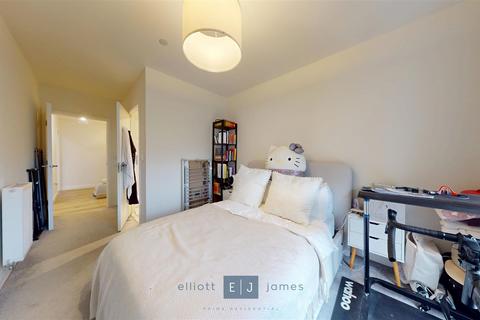 undefined, Academy Way, Loughton IG10